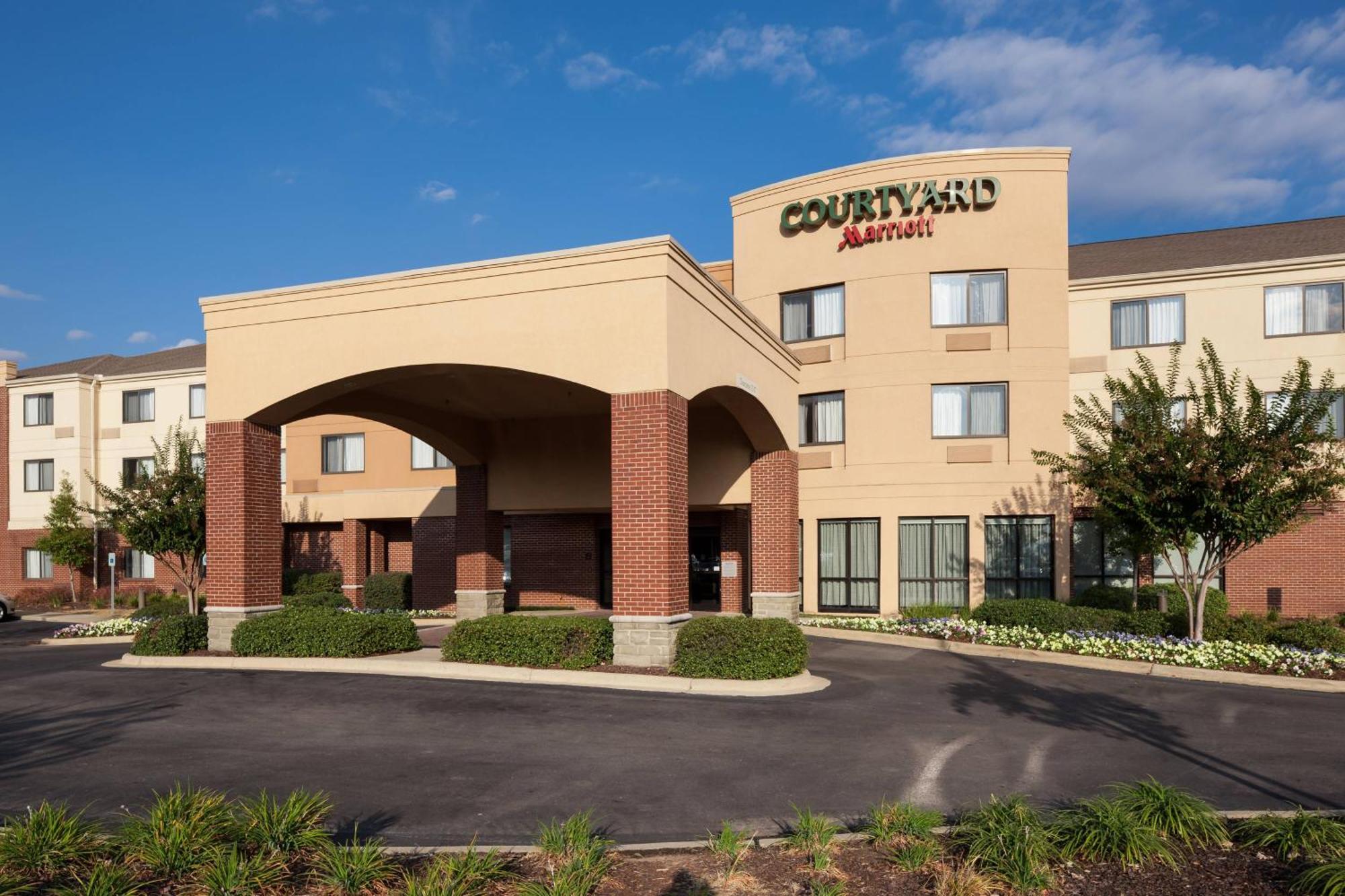 Courtyard By Marriott Birmingham Трассвилл Экстерьер фото