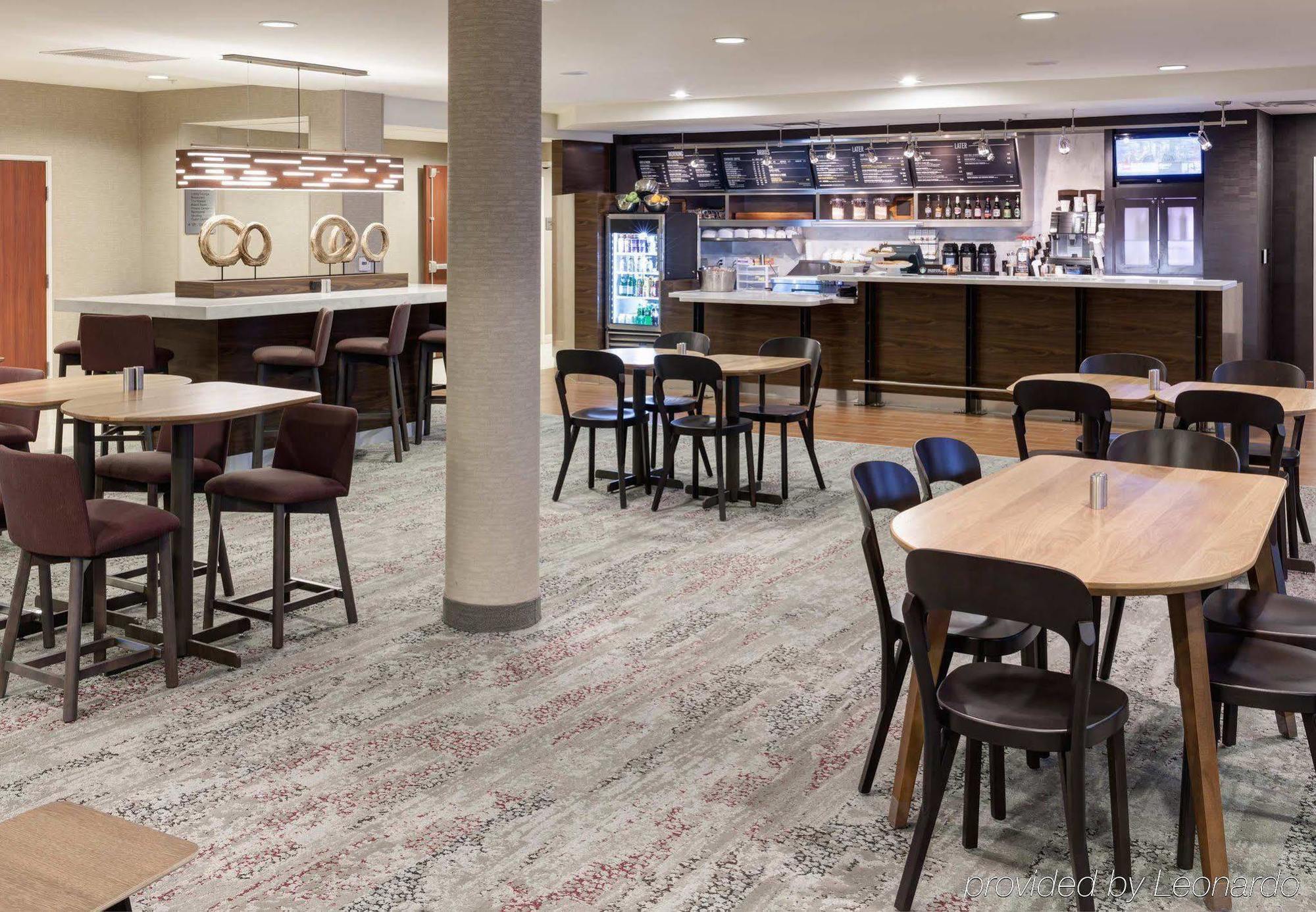 Courtyard By Marriott Birmingham Трассвилл Экстерьер фото